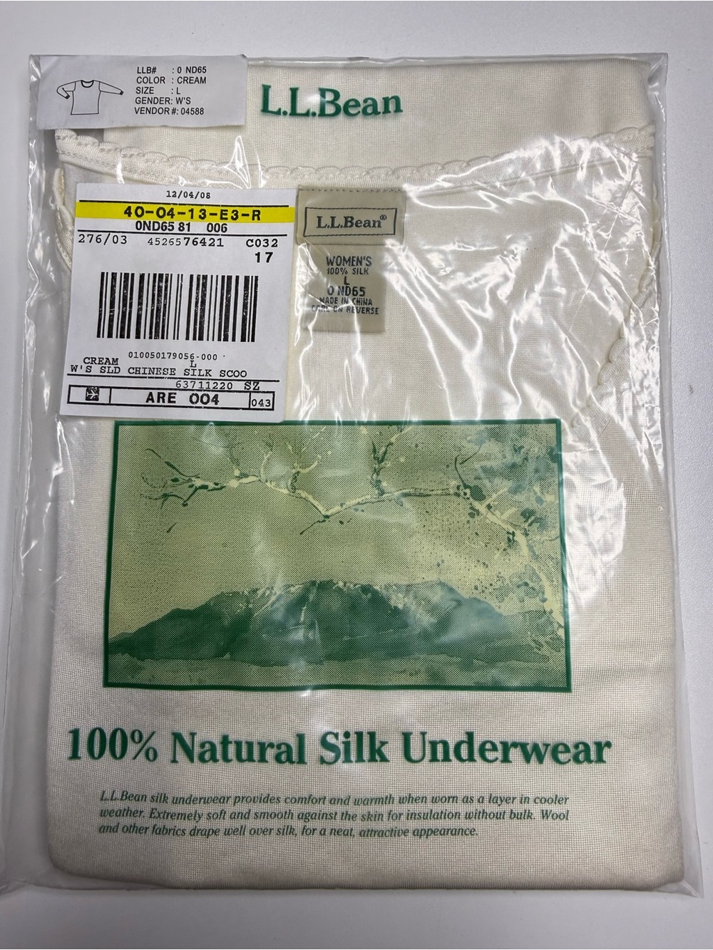 LL Bean 100% Silk Thermal Base Layer Top NWT Large